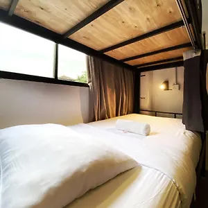 Pine Armenian Hostel